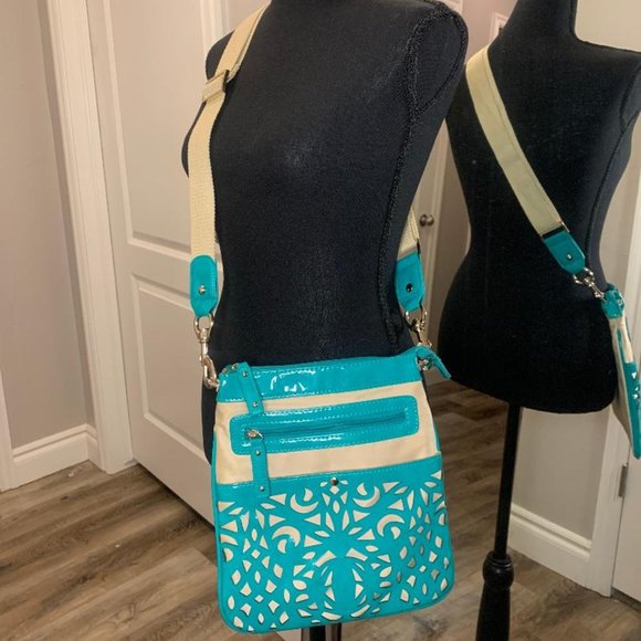 Sondra Roberts | Crossbody Satchel Purse - Picture 5 of 14